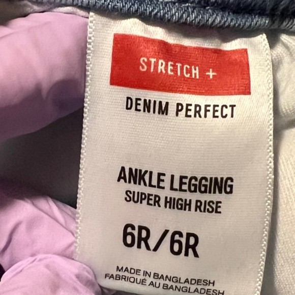 Express Light Wash Denim Super High Rise Belted Skinny Jeans Stretch Size 6R/6R - Picture 8 of 12